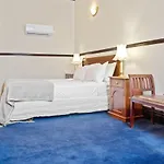 Wellesley Boutique Hotel